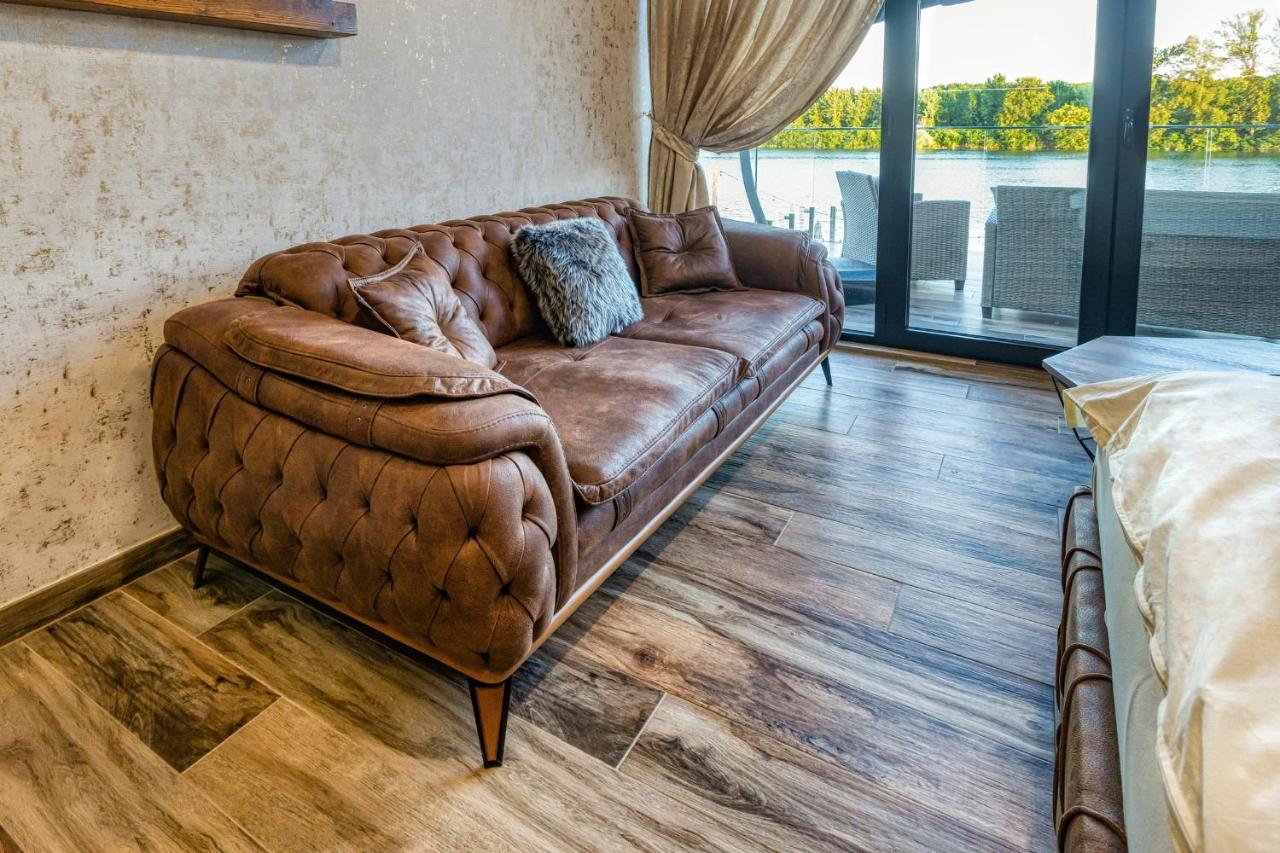 Apartmani Tiske Noci Bečej Exterior foto